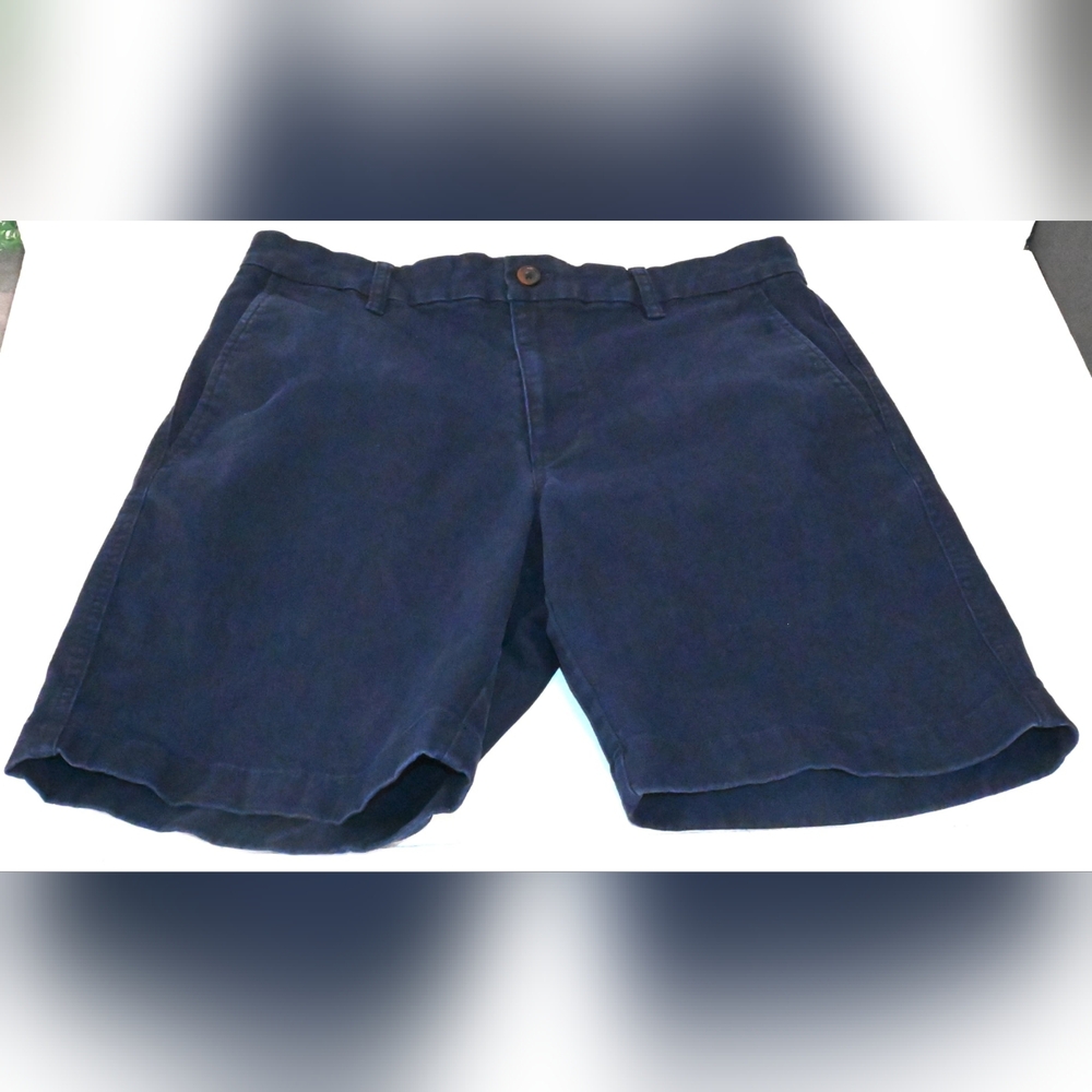 Chaps Sportswear Men's Navy Flat Front Shorts Classic Style Stretch 32"